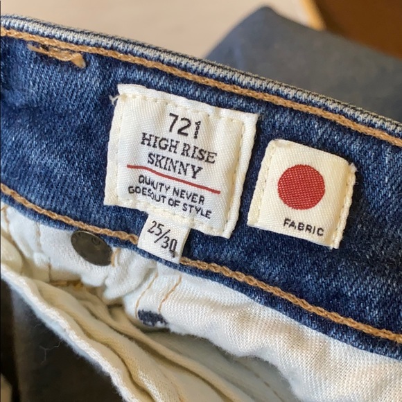 LEVI’S Made & Crafted 721 High-Rise Skinny Denim - Picture 5 of 5